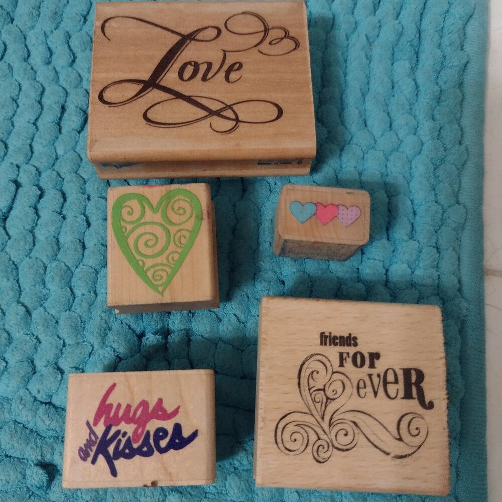 Lot of 5 heart love wooden/rubber stamps